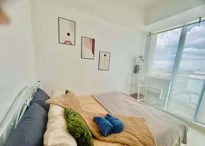 Apartamento Cozy At Azure Urban