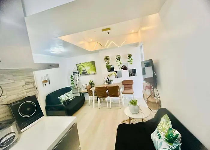 Apartamento Cozy At Azure Urban