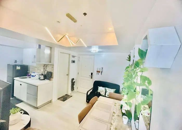 Apartamento Cozy At Azure Urban Manila